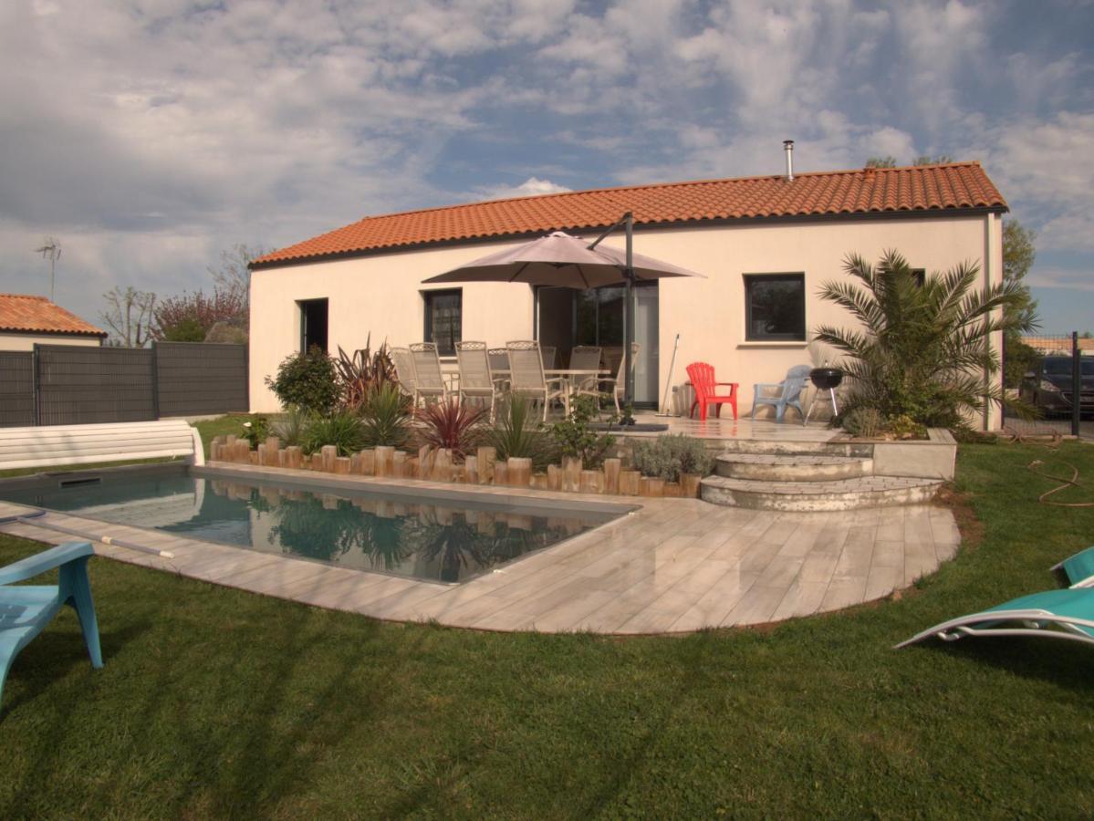 Villa D'Eau Douce Les Achards  Eksteriør billede