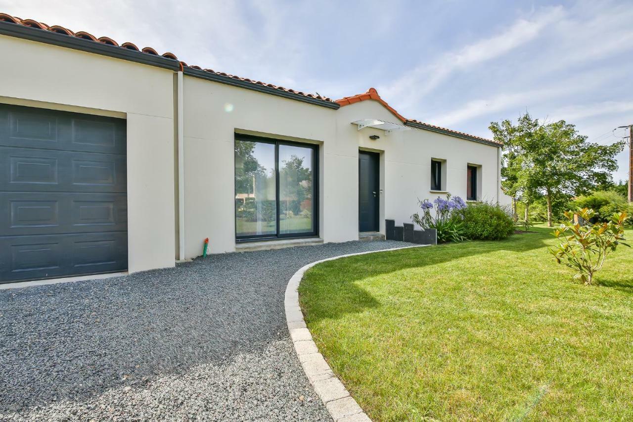 Villa D'Eau Douce Les Achards  Eksteriør billede