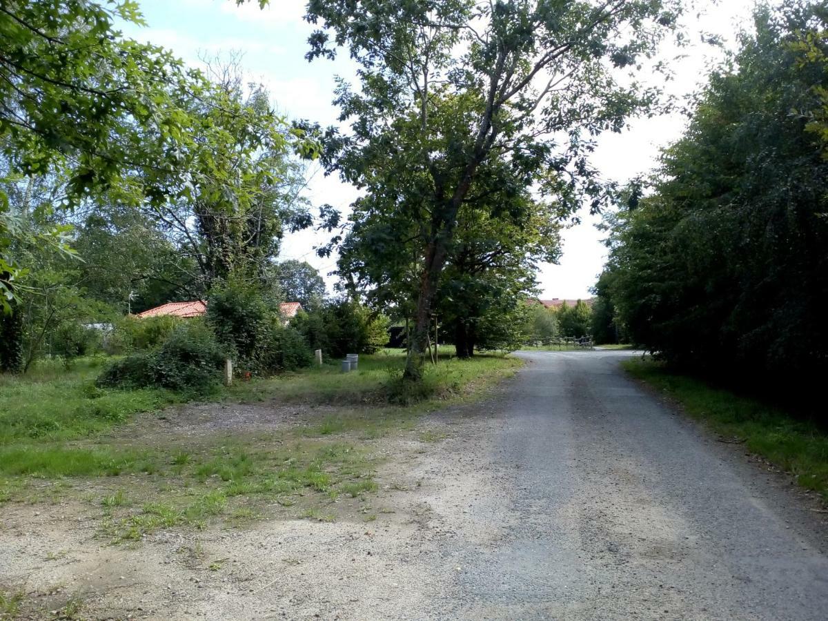 Villa D'Eau Douce Les Achards  Eksteriør billede